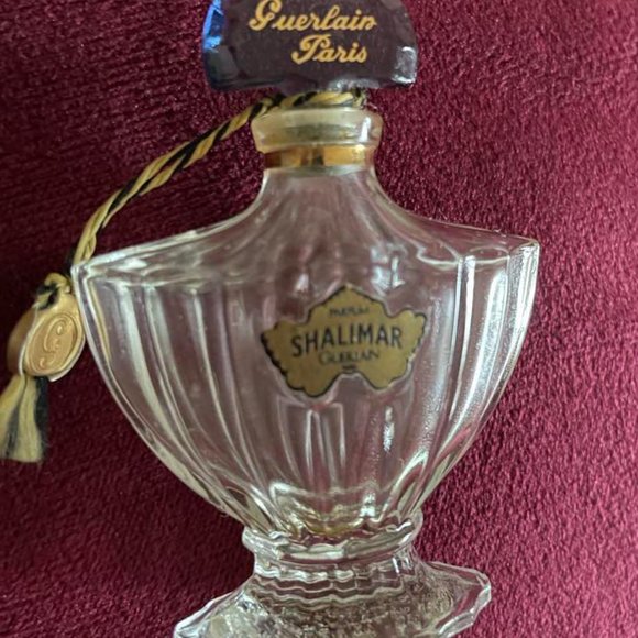 Vintage Shalimar by Guerlain Paris Crystal Perfume Bottle - Picture 2 of 3